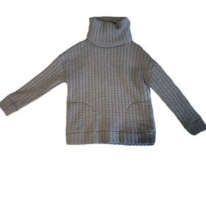 Women GAP turtleneck sweater